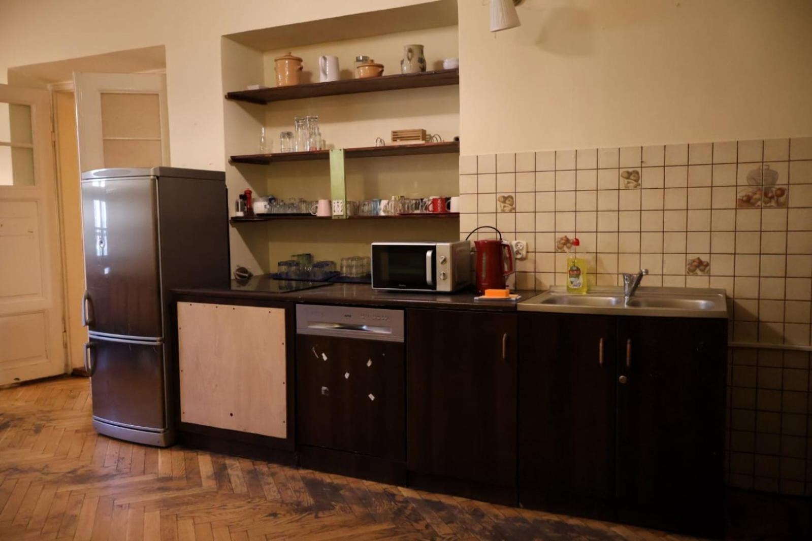 50 People Apartment Krakow Bagian luar foto